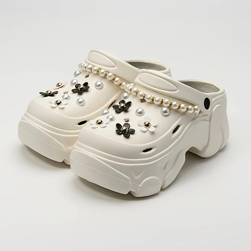 Fashion EVA Clogs, Removable DIY Platform Height-Boosting Clogs with Pearl Chains, Pearls & Black-White Flower Charms, All-Seaso