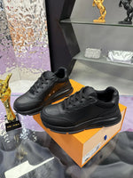 Tenis retro unisex de malla y cuero sintético – blanco y negro