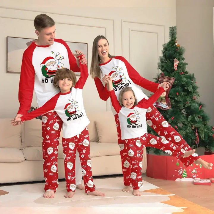 Pijamas familiares navideños con Santa – set de 2 piezas
