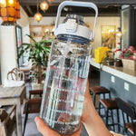 Botella deportiva 2 L con pajilla y marcador de tiempo