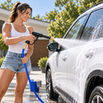 HydroJet Pro lavando un SUV blanco